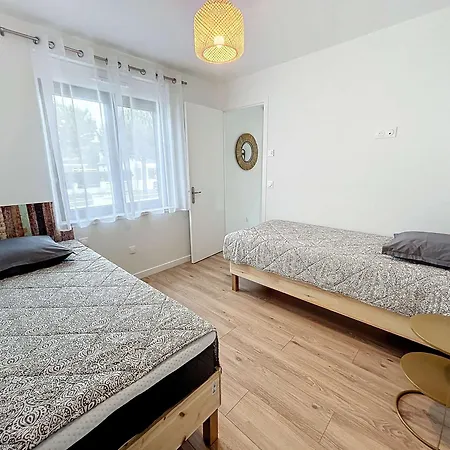 펜션 Maison Jullouville, 3 Pieces, 4 Personnes - Fr-1-361-542 *