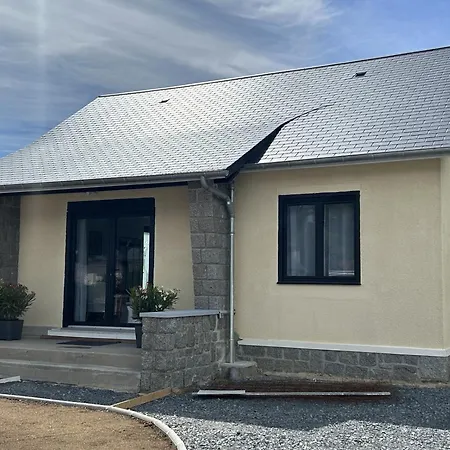 Maison Jullouville, 3 Pieces, 4 Personnes - Fr-1-361-542